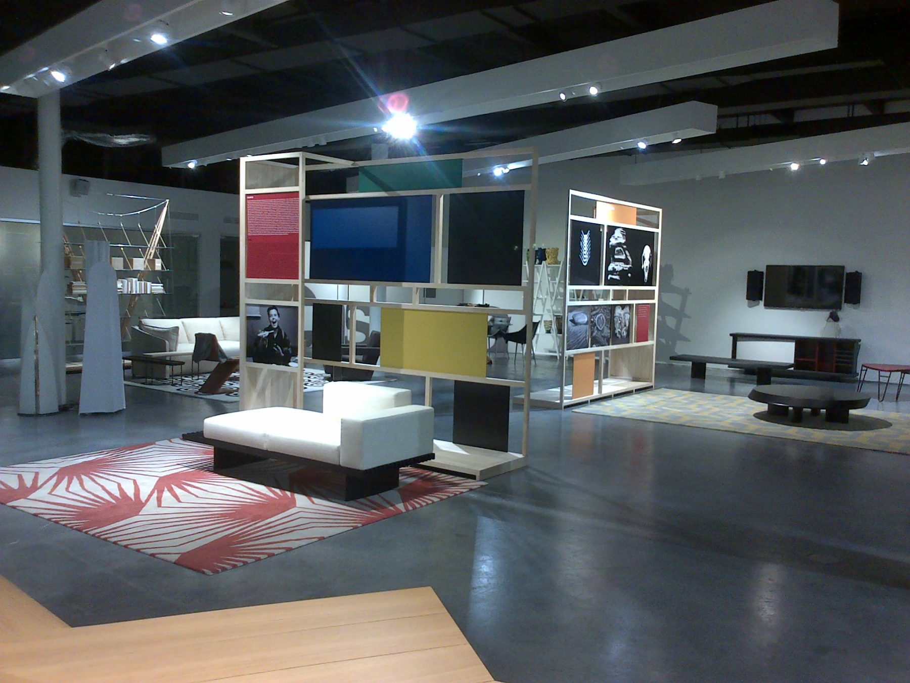 Stand&Co per Showroom Cassina Miami 2013